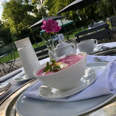 Palac Ojrzanow - * Zelechow (Grodzisk Mazowiecki)